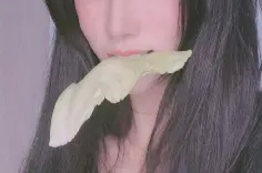 章泽天播客更新透露中学梦想是当记者