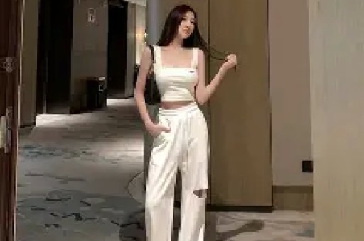 娱乐圈四月大瓜连连！娜扎放话人比角色美全红婵遭网暴报警内幕-第1张图片-